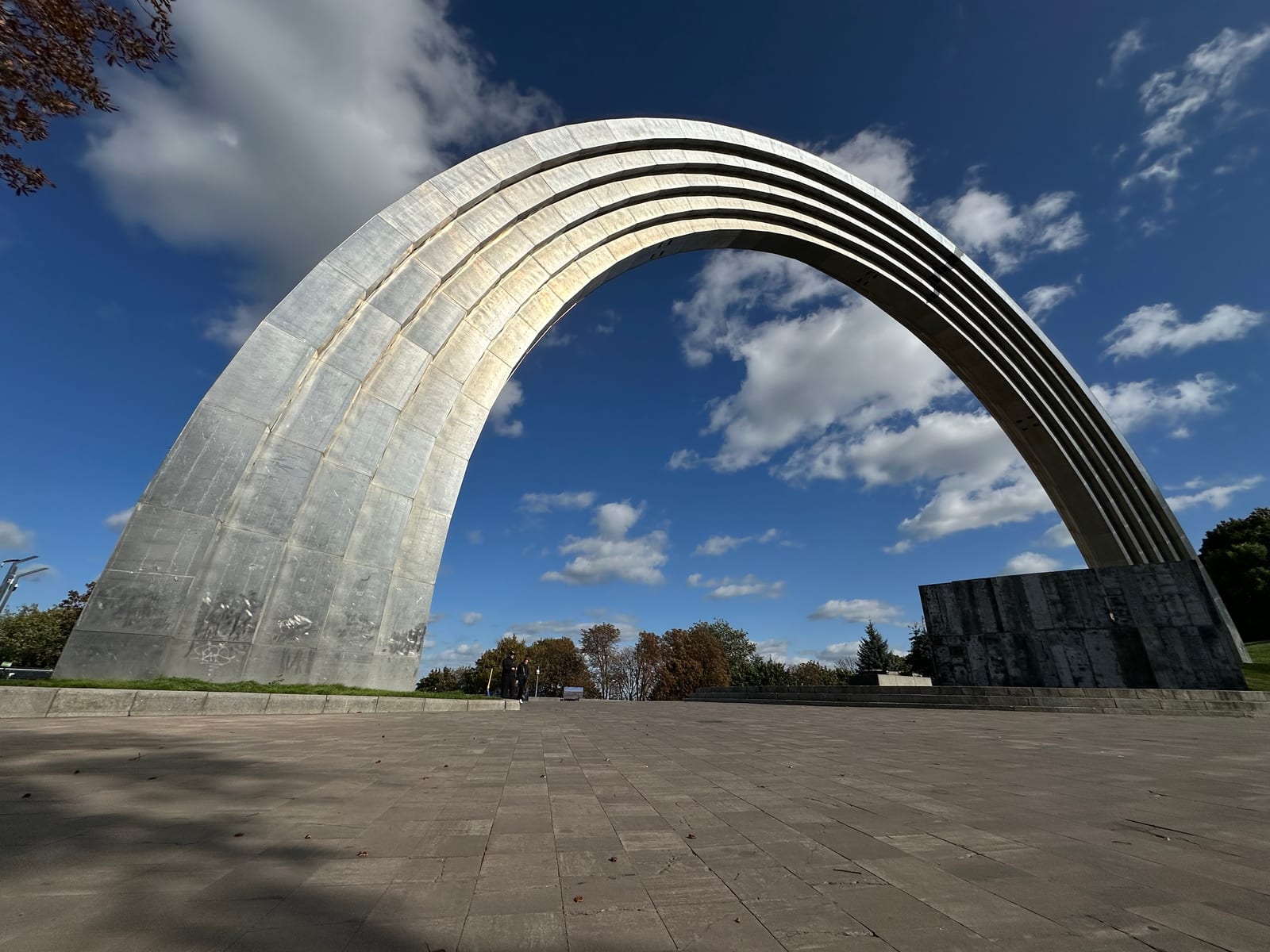 Резьба и украшения